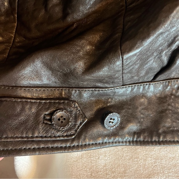 Vintage women’s  Blueline & company 100% leather bomber jacket. Size large - Picture 12 of 13